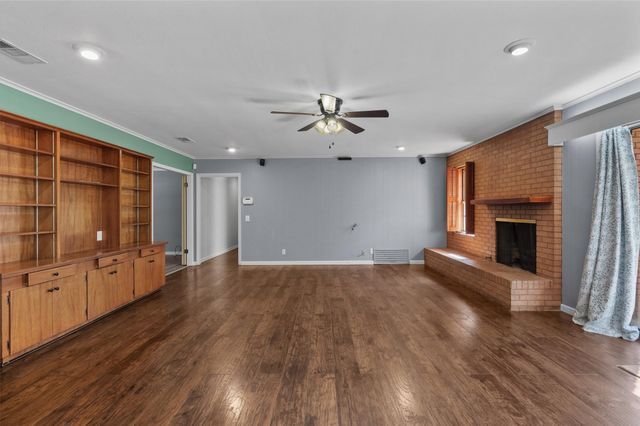 55 Lake Forest, Shreveport, LA 71109