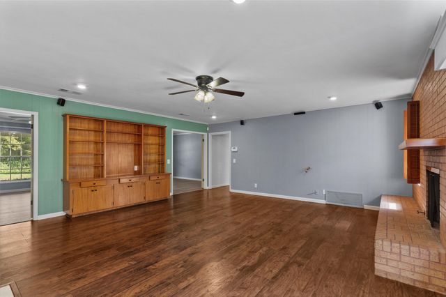 55 Lake Forest, Shreveport, LA 71109