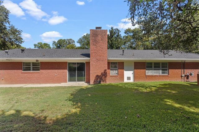 55 Lake Forest, Shreveport, LA 71109