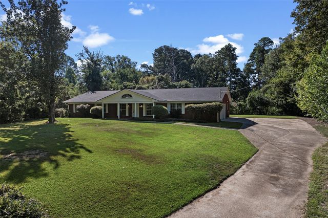 55 Lake Forest, Shreveport, LA 71109