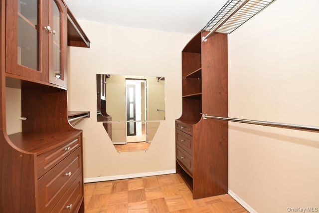 101 Lincoln Avenue 4K, Mineola, NY 11501