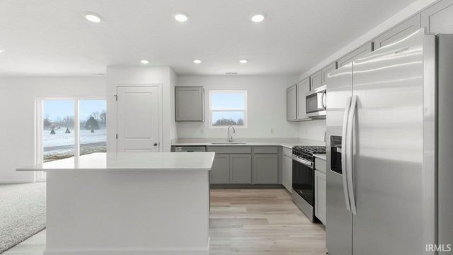 1301 Greencastle Drive, Warsaw, IN 46582