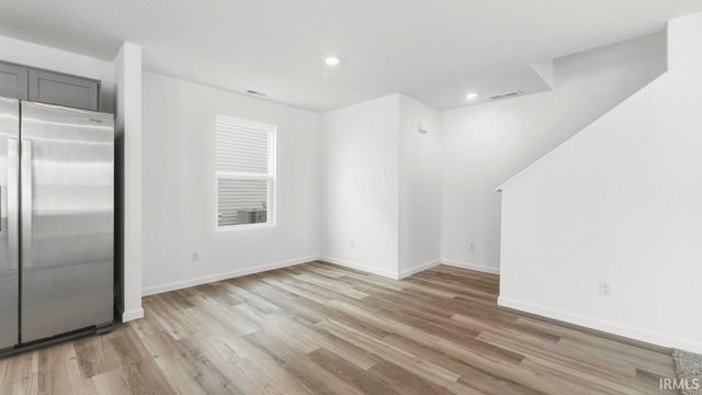 1301 Greencastle Drive, Warsaw, IN 46582