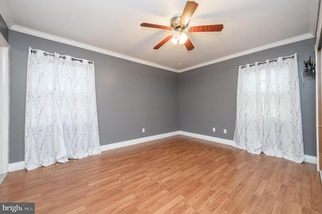 7 EBBTIDE LN, Willingboro, NJ 08046