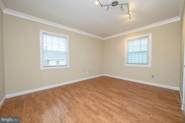 7 EBBTIDE LN, Willingboro, NJ 08046