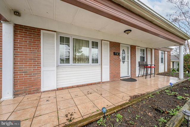 7 EBBTIDE LN, Willingboro, NJ 08046