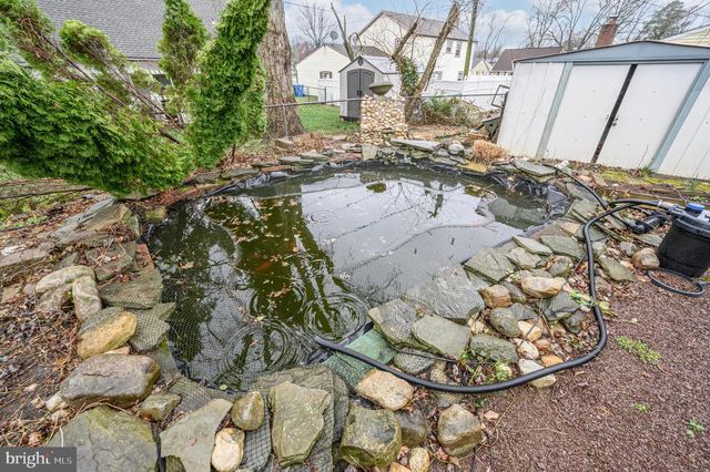 7 EBBTIDE LN, Willingboro, NJ 08046