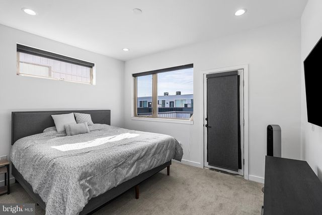 3107 BIRCHVIEW WALK, Philadelphia, PA 19125