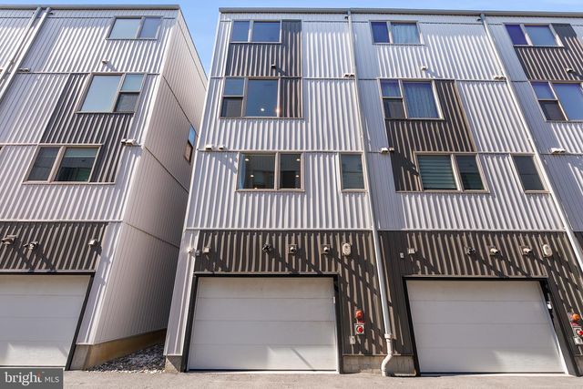 3107 BIRCHVIEW WALK, Philadelphia, PA 19125