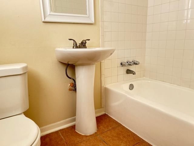 5213 Joe Sayers Ave 2, Austin, TX 78756