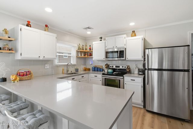 10 Abaco Street, Toms River, NJ 08757