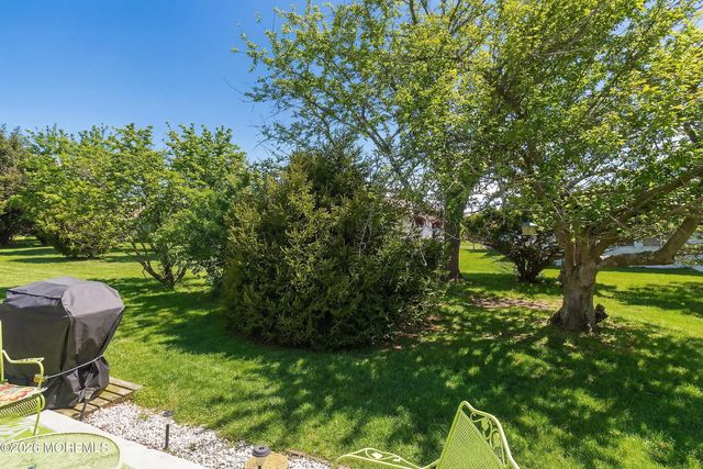 10 Abaco Street, Toms River, NJ 08757