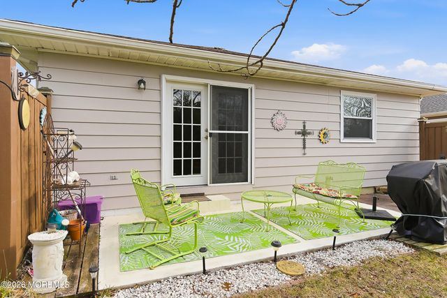 10 Abaco Street, Toms River, NJ 08757