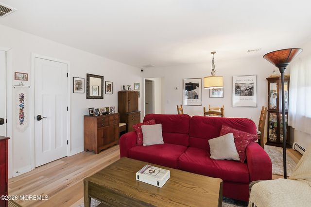 10 Abaco Street, Toms River, NJ 08757