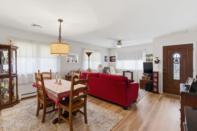 10 Abaco Street, Toms River, NJ 08757