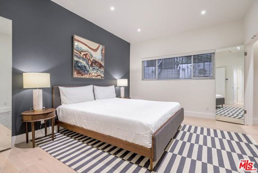 1818 Thayer Avenue 105, Los Angeles, CA 90025