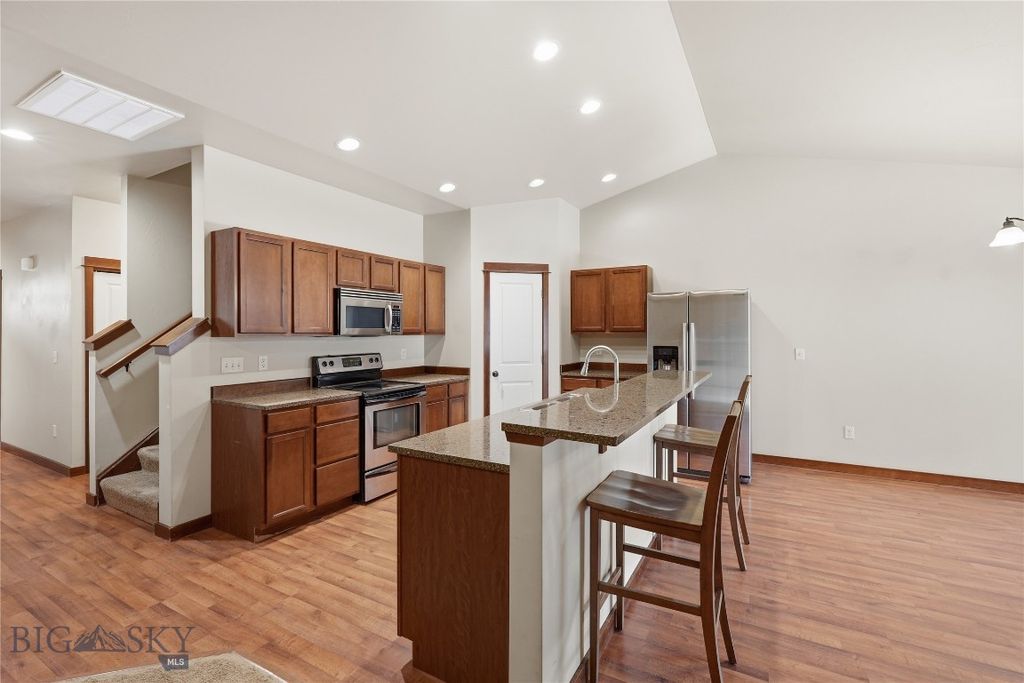 884 Quail Run Road B, Bozeman, MT 59718 photo 3
