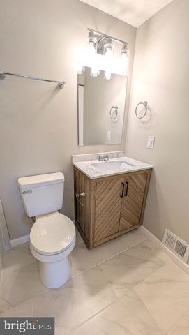 1590 SECRETARIAT DR, Annapolis, MD 21409