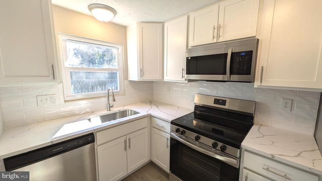 1590 SECRETARIAT DR, Annapolis, MD 21409