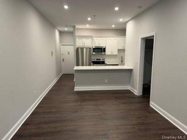 100 Clarewood Drive 2K, Hastings-on-hudson, NY 10706
