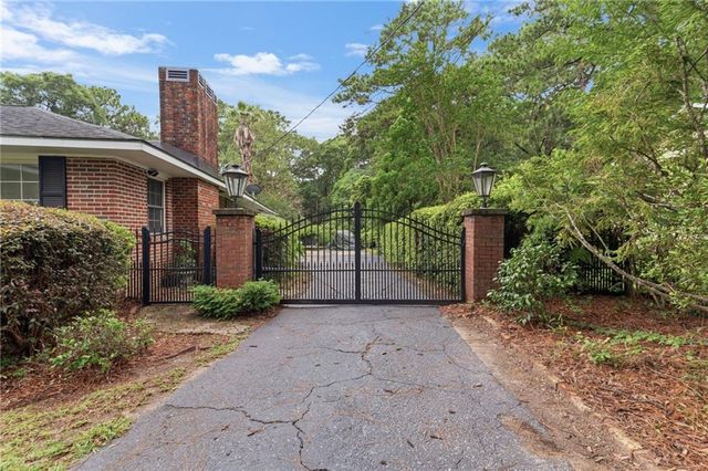436 Byron Avenue E, Mobile, AL 36609