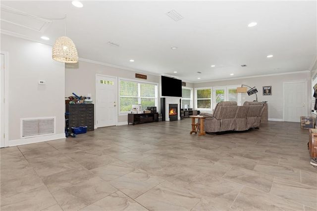 436 Byron Avenue E, Mobile, AL 36609