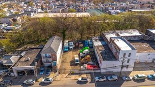 1056 Magnolia Ave, Elizabeth City, NJ 07201