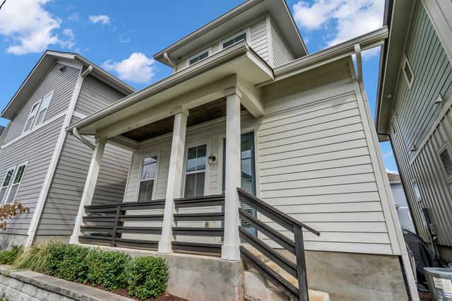 1016 Treaty Oaks Dr, Nashville, TN 37209