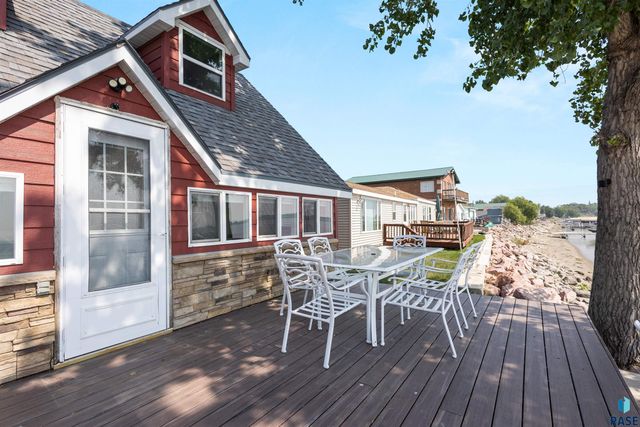 122 N Lake Dr Drive, Castlewood, SD 57223