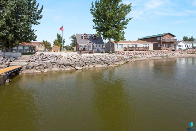 122 N Lake Dr Drive, Castlewood, SD 57223