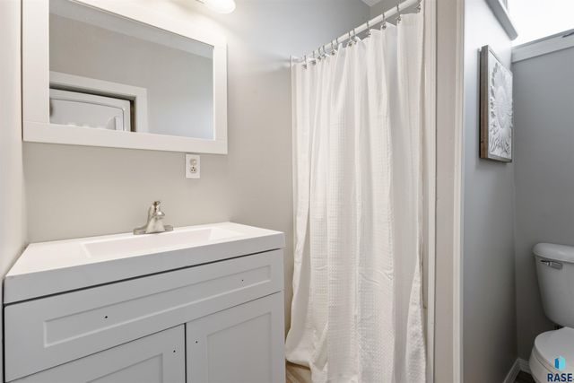 122 N Lake Dr Drive, Castlewood, SD 57223