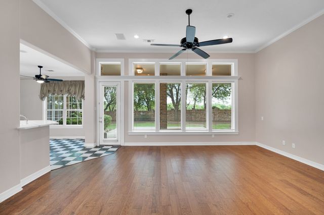 616 Forest Edge Lane, Ovilla, TX 75154