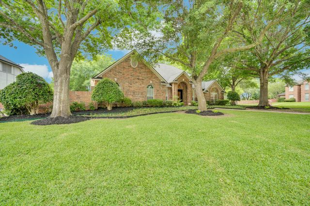 616 Forest Edge Lane, Ovilla, TX 75154