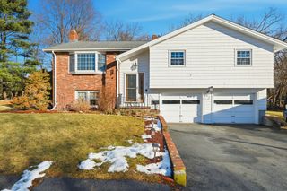6 Lunar Ave, Braintree, MA 02184