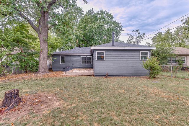 3711 S Knoxville Avenue, Tulsa, OK 74135