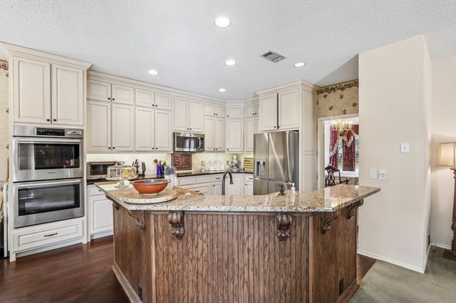 8824 Smokey Drive, Plano, TX 75025