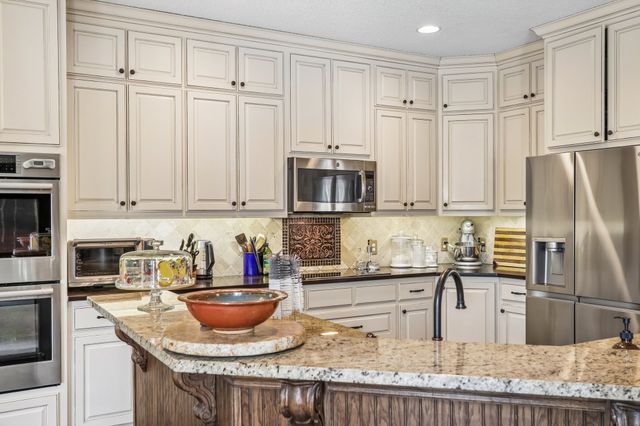 8824 Smokey Drive, Plano, TX 75025