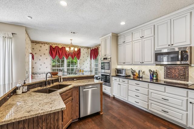 8824 Smokey Drive, Plano, TX 75025