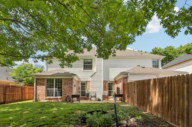 8824 Smokey Drive, Plano, TX 75025