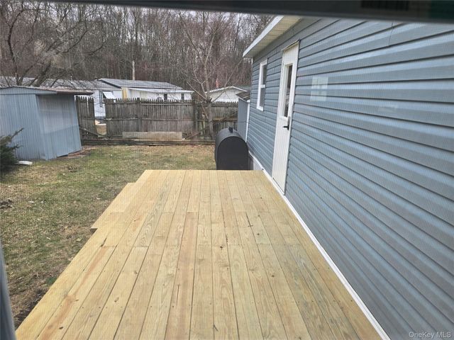 16 Jennifer Court, Poughkeepsie, NY 12601