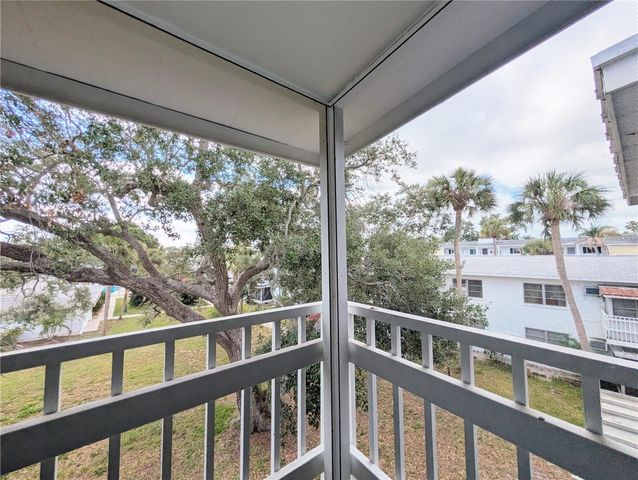 5949 EASY STREET I36, Bradenton, FL 34207