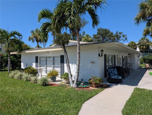 5949 EASY STREET I36, Bradenton, FL 34207