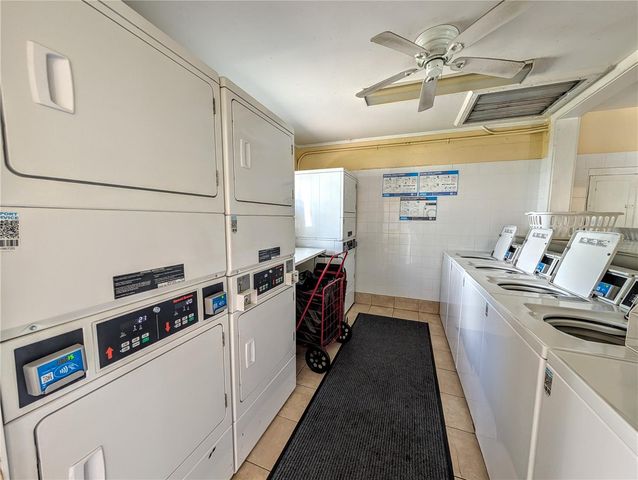 5949 EASY STREET I36, Bradenton, FL 34207