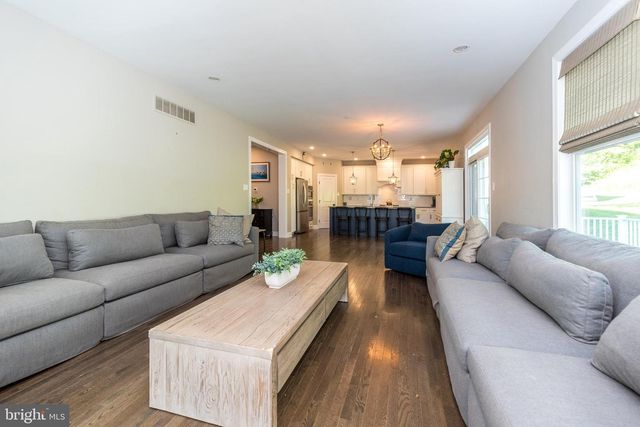 306 LIAM LN, West Chester, PA 19380