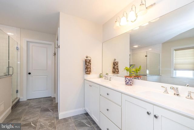 306 LIAM LN, West Chester, PA 19380