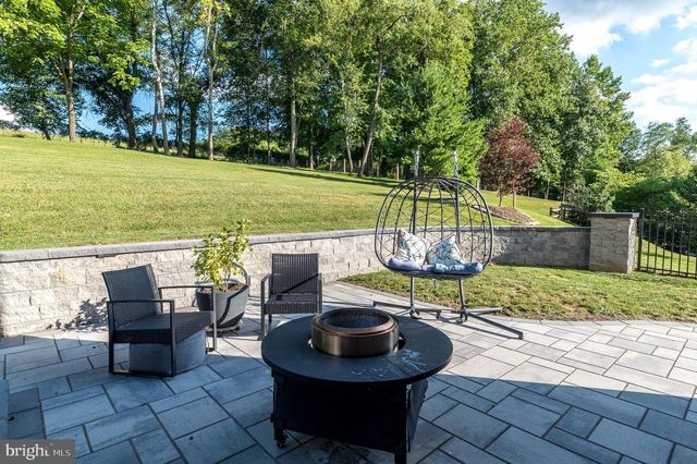 306 LIAM LN, West Chester, PA 19380