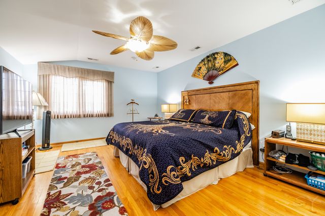 18055 Upland Drive, Tinley Park, IL 60487