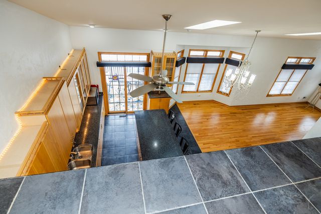 18055 Upland Drive, Tinley Park, IL 60487