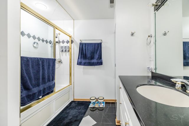 18055 Upland Drive, Tinley Park, IL 60487