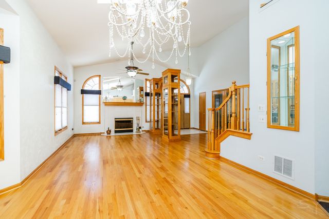 18055 Upland Drive, Tinley Park, IL 60487